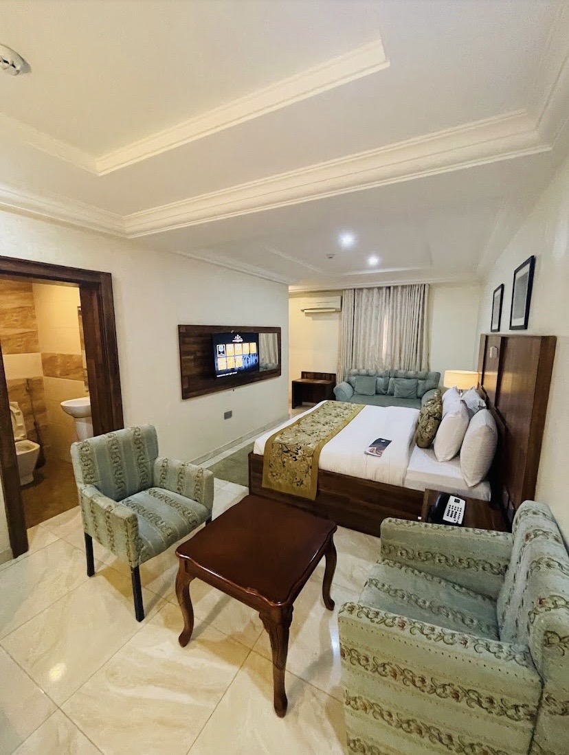 The Royal Presidential Three-Bedroom Suite - Image 3