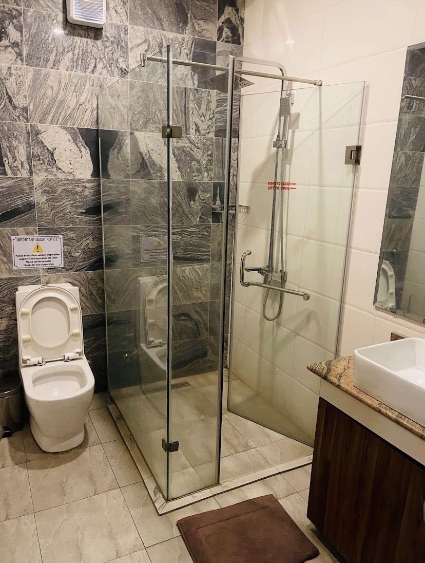 The Royal Presidential Three-Bedroom Suite - Image 4