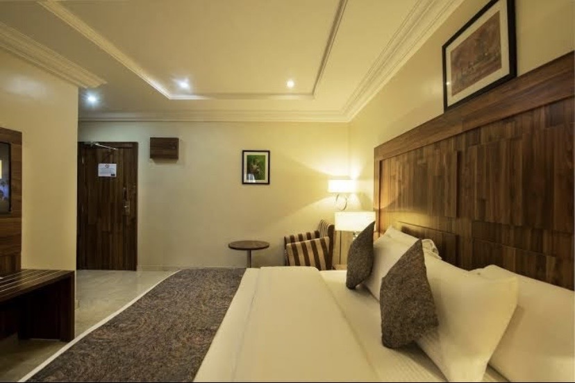 The Royal Presidential Three-Bedroom Suite - Image 2