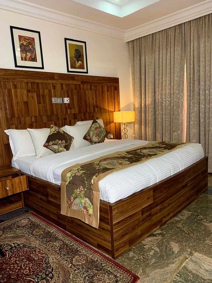 The Executive Presidential Suite B